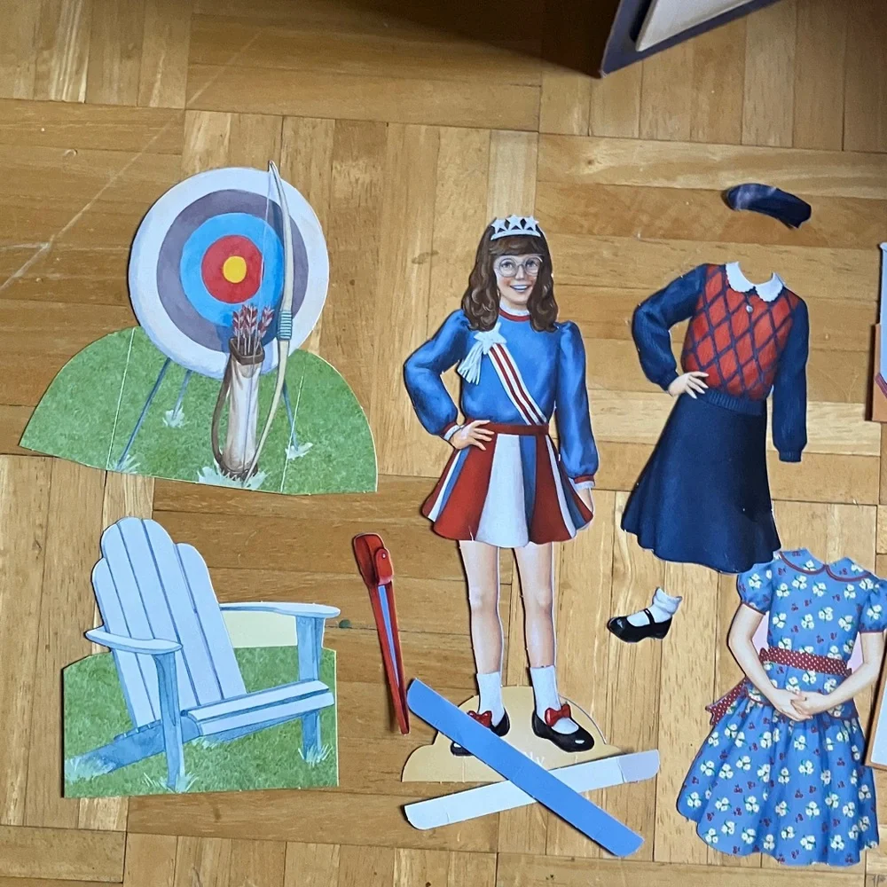 American Girl Doll Molly & Emily Play Scenes & Paper Dolls GUC - Picture 8 of 13